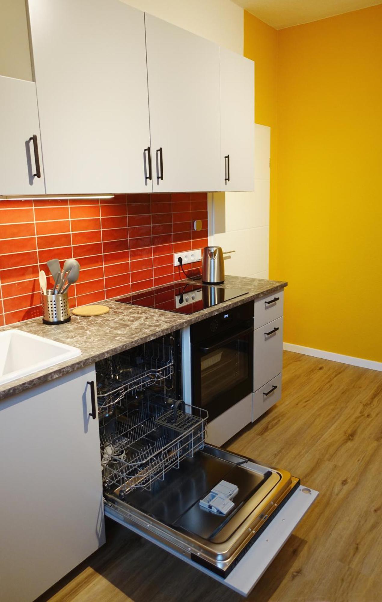 Big Flat With Fresh Renovation, Free Parking, Sonyps, Netflix Apartman Duisburg Kültér fotó