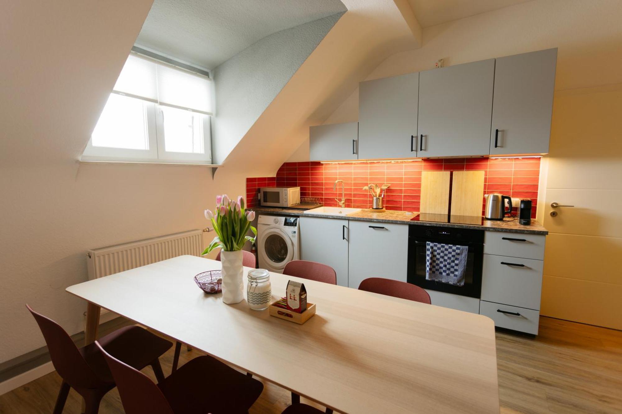 Big Flat With Fresh Renovation, Free Parking, Sonyps, Netflix Apartman Duisburg Kültér fotó
