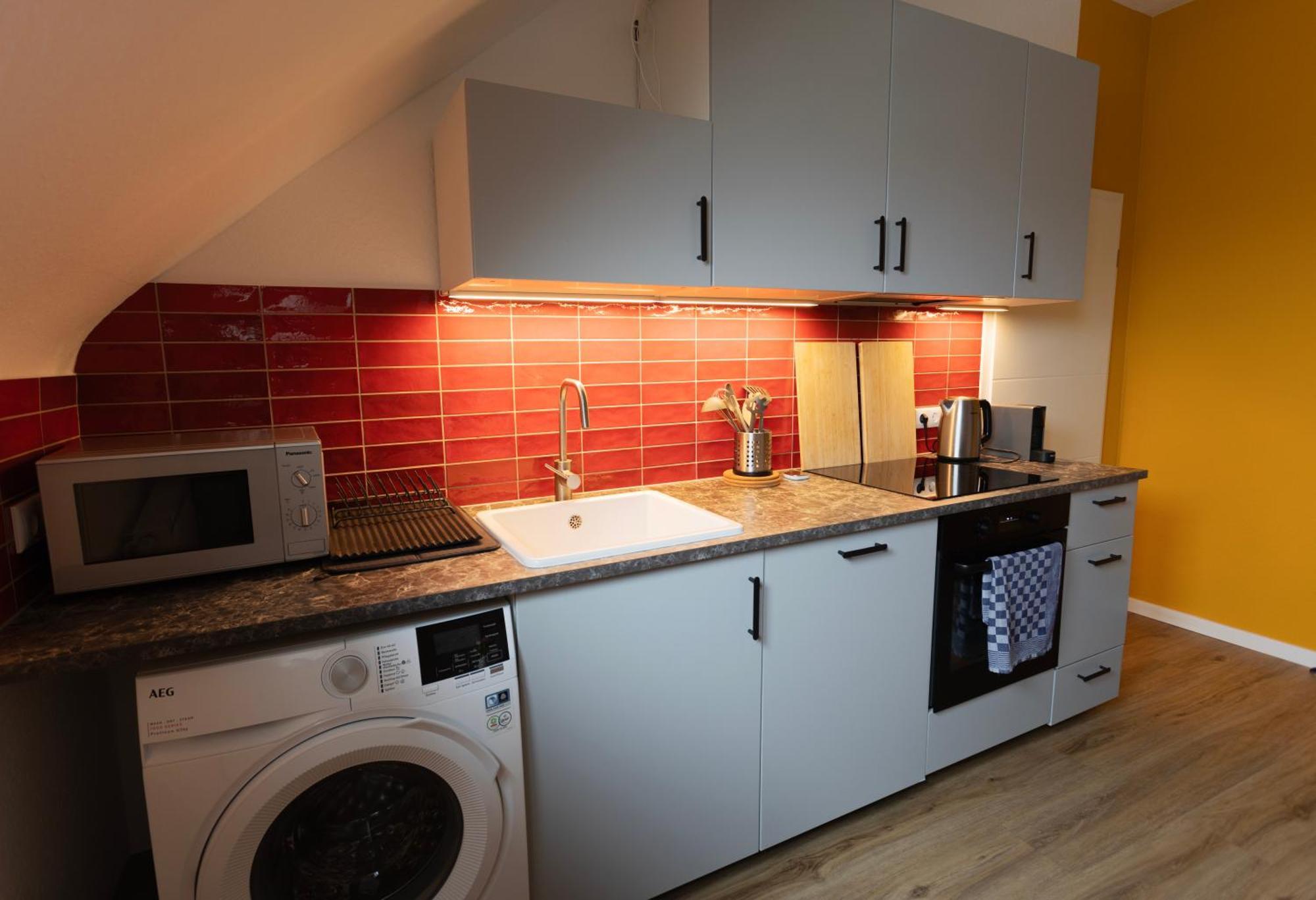 Big Flat With Fresh Renovation, Free Parking, Sonyps, Netflix Apartman Duisburg Kültér fotó