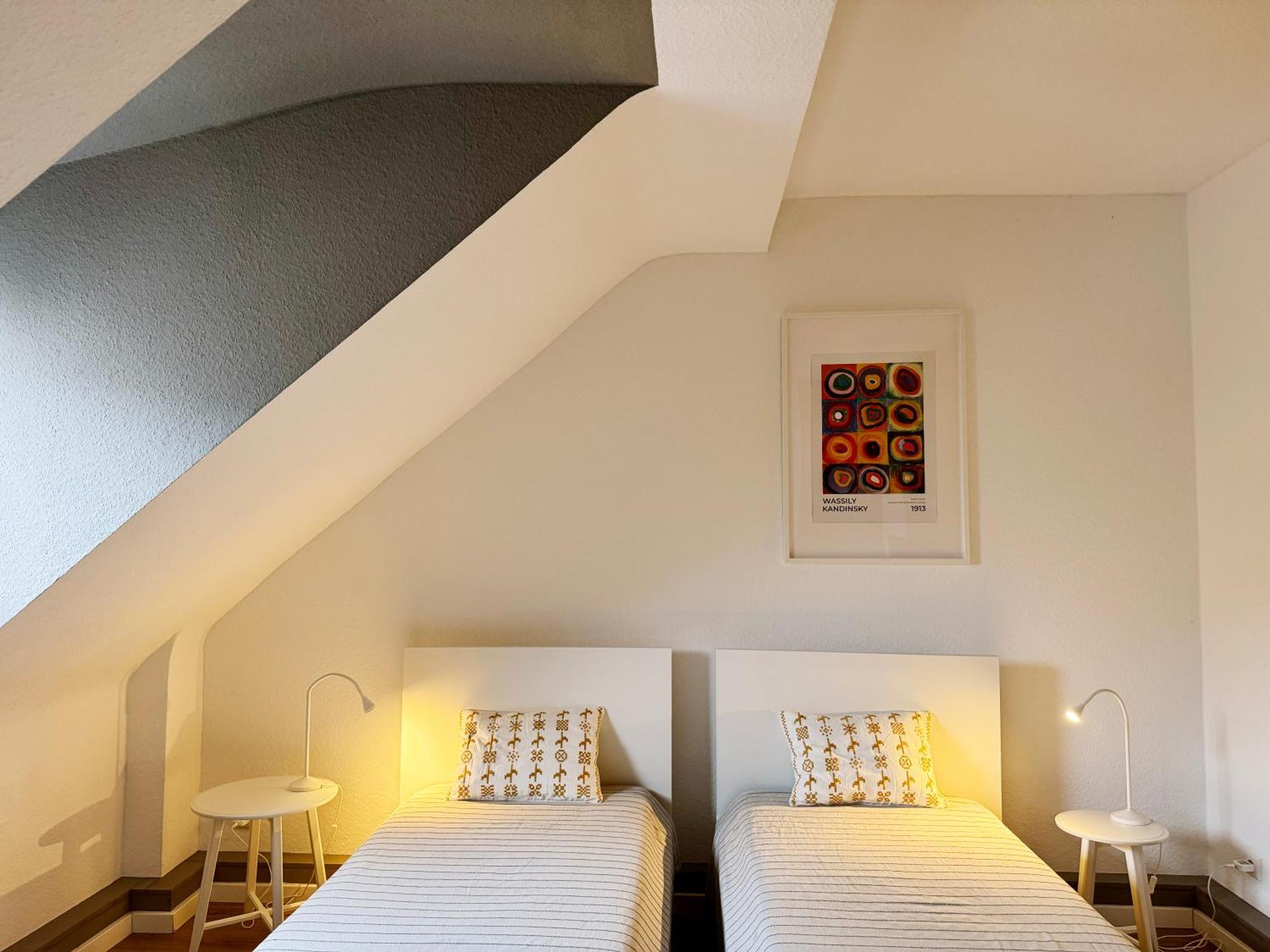 Big Flat With Fresh Renovation, Free Parking, Sonyps, Netflix Apartman Duisburg Kültér fotó